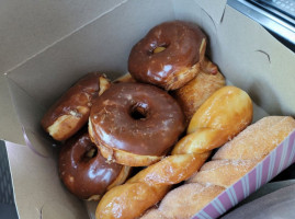 Lemoore Donuts food