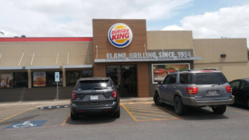 Burger King outside