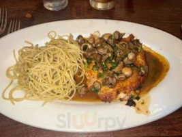 Maggiano's Little Italy food