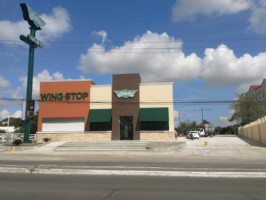 Wingstop Hidalgo Tampico outside