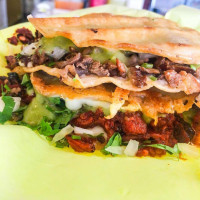 Tijuana's Tacos food