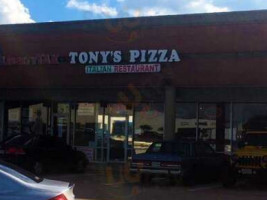 Tony's Pizza Italian outside