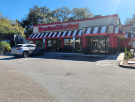 Boston Market outside