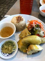 Banh Cuon Tay Ho food