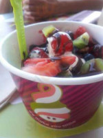 Menchie's Frozen Yogurt food