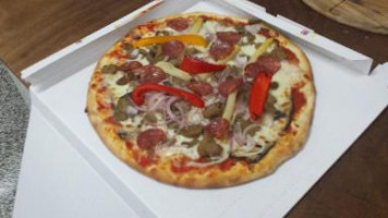 Pizza Piu 55 food