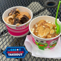 Sweetfrog Premium Frozen Yogurt food