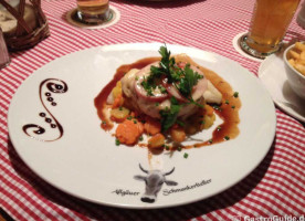 Gaisbock Die Dorfalpe food