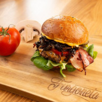 Furgoneta Street Chefs food