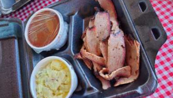 Smokey Mo's Bbq food