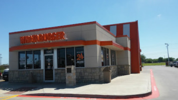 Whataburger outside