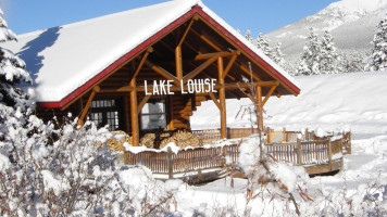 Lake Louise Station Restaurant food