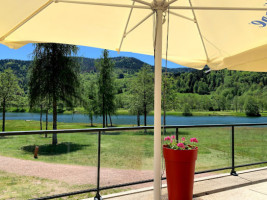 Base De Loisirs Du Lac De La Moselotte food