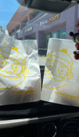 Beard Papa's food