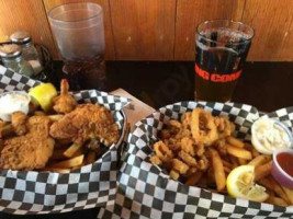 Queen's Louisianan Po Boys Cafe llc food