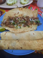 Taqueria Jalieza food