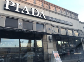 Piada Italian Street Food outside