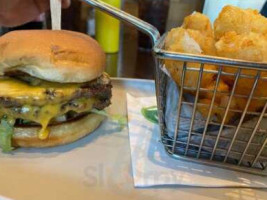 Wahlburgers food