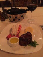 Sonoma Cellars Steakhouse At Sunset Station food