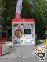 Pizzaforno outside