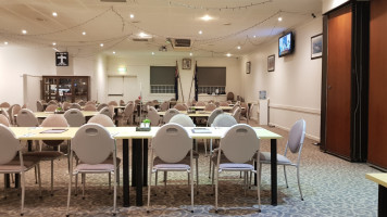 Swan Hill RSL inside