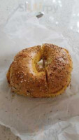 Freshy Fresh Bagels food