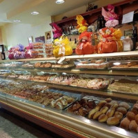 Pasticceria Castello Malaspina Salaris Antonio E C. food