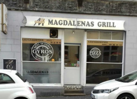 Magdalenas Grill outside