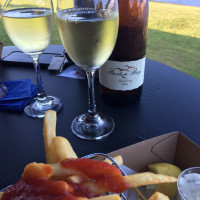 Coffin Bay Yacht Club food