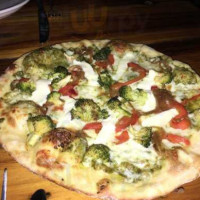 Lowdown Pizzeria Brewery food