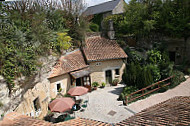 Les Caves de la Genevraie outside