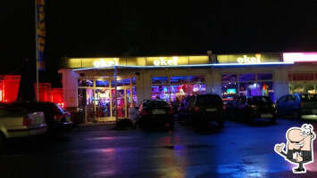 Admiral Sportsbar outside