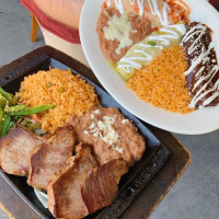 Salsa Grill & Taqueria food