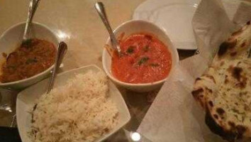 Taj Indian Cuisine food