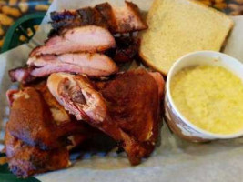 Smokin Yard's Bbq food