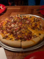 Smitty's Pizza food