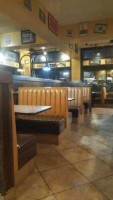 Zaxby's inside