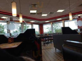 Steak 'n Shake inside