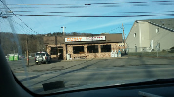 Curry's Donuts outside