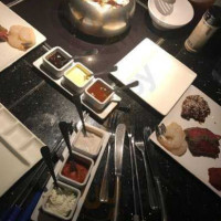 Melting Pot food