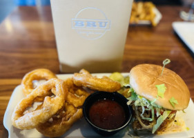 Bru Burger food