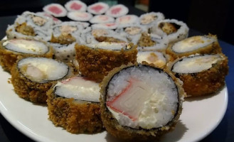 Haru Maki Temakeria & Rolls food