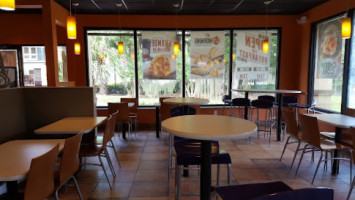 Taco Bell inside