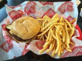 Freddy's Frozen Custard Steakburgers food