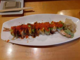 Momoya Sushi food