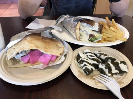 Chic-n-gyro food