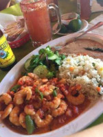 Mariscos Las Islitas food