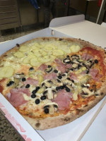 Pizzeria Monte food