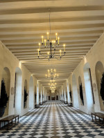 Chenonceaux Castellum inside