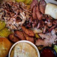 Dickey's Barbecue Pit food